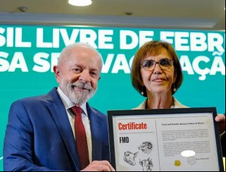 Presidente Lula recebe certificado de país livre da frebe aftosa aprovado pela Organização Mundial de Saúde Animal (OMSA)