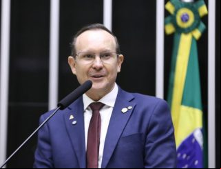 Comissão aprova equiparação de síndrome da pessoa rígida a deficiência