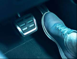 Dirija e Economize: A Revolução do Pedal Único!