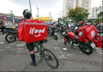 Pesquisa revela condições precárias do trabalho remoto no mundo