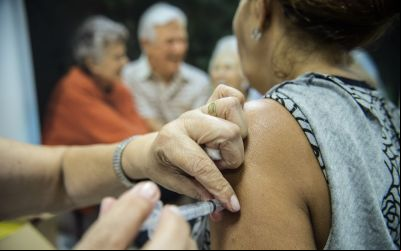Idosos são os mais atingidos por infecções do vírus da gripe