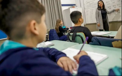 Olimpíada de matemática das escolas públicas aplica prova nesta terça