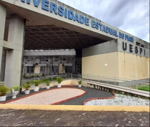 Uespi oferece 100 vagas de auxílio-creche no valor de R$ 300 para estudantes com filhos pequenos; confira aqui o edital