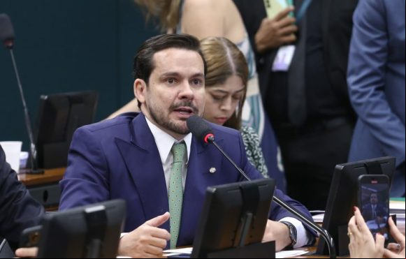 Comissão aprova ajuda de custo a paciente do SUS em tratamento em outro município